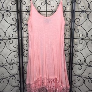 Peach colored tank top tunic with lace detailing